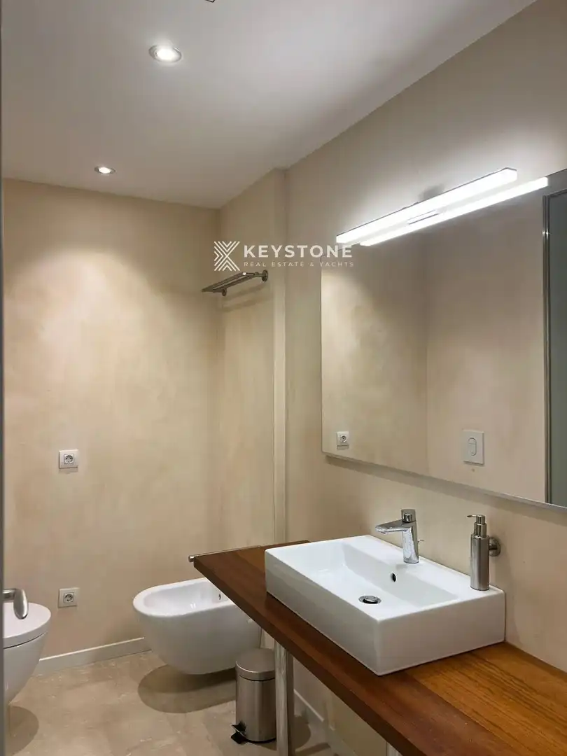 Badezimmer von Dachboden zur Miete in Calvià mit Klimaanlage, Heizung und Terrasse