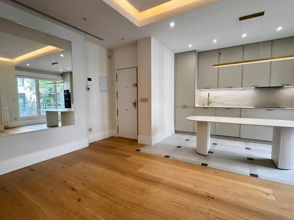 Cocina de Apartamento en venta en Madrid