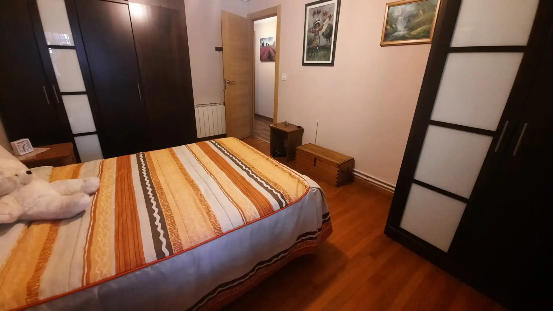 Schlafzimmer von Gebäude zum Verkauf in Cacabelos mit Alarm