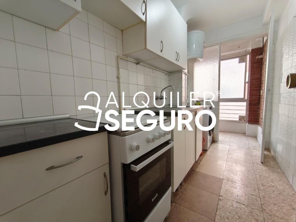 Cocina de Piso de alquiler en Alicante / Alacant con Terraza