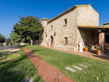 Maison rustique avec piscine à vendre à LG PANEDES 2(A) Polígono 6 Parcela \1. LLAGOSTERA (GIRONA) 2