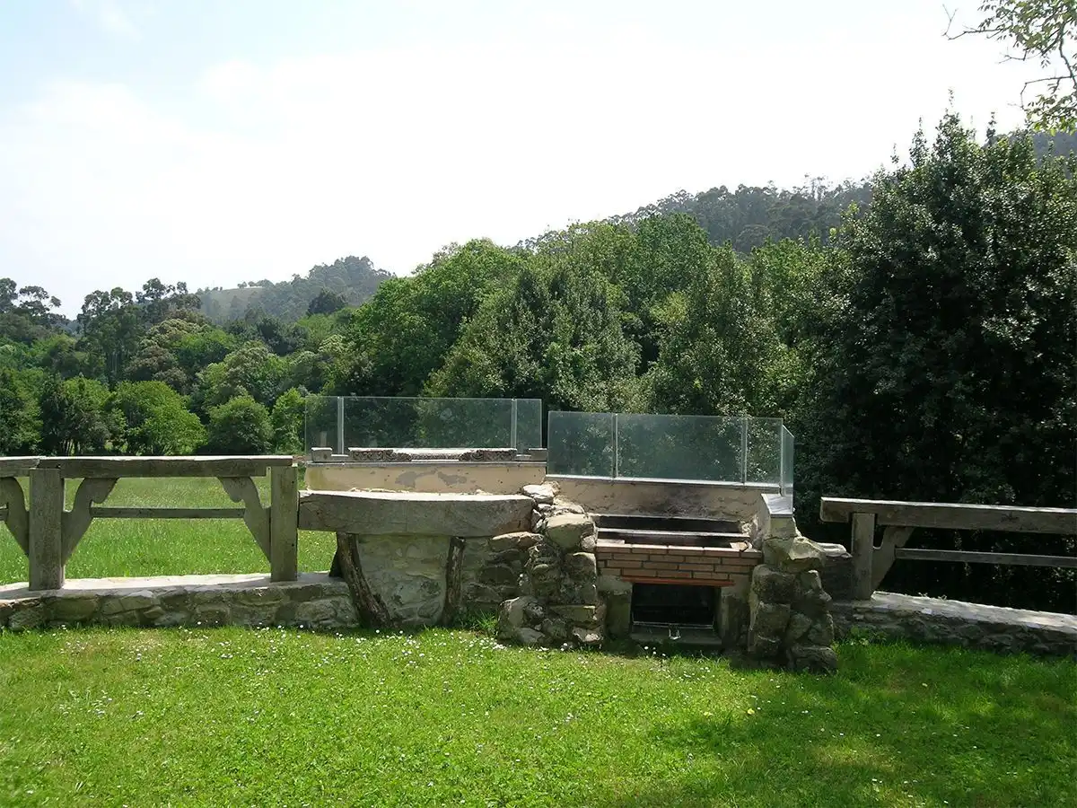Terrassa de Casa o xalet en venda en Llanes amb Calefacció, Jardí privat i Terrassa