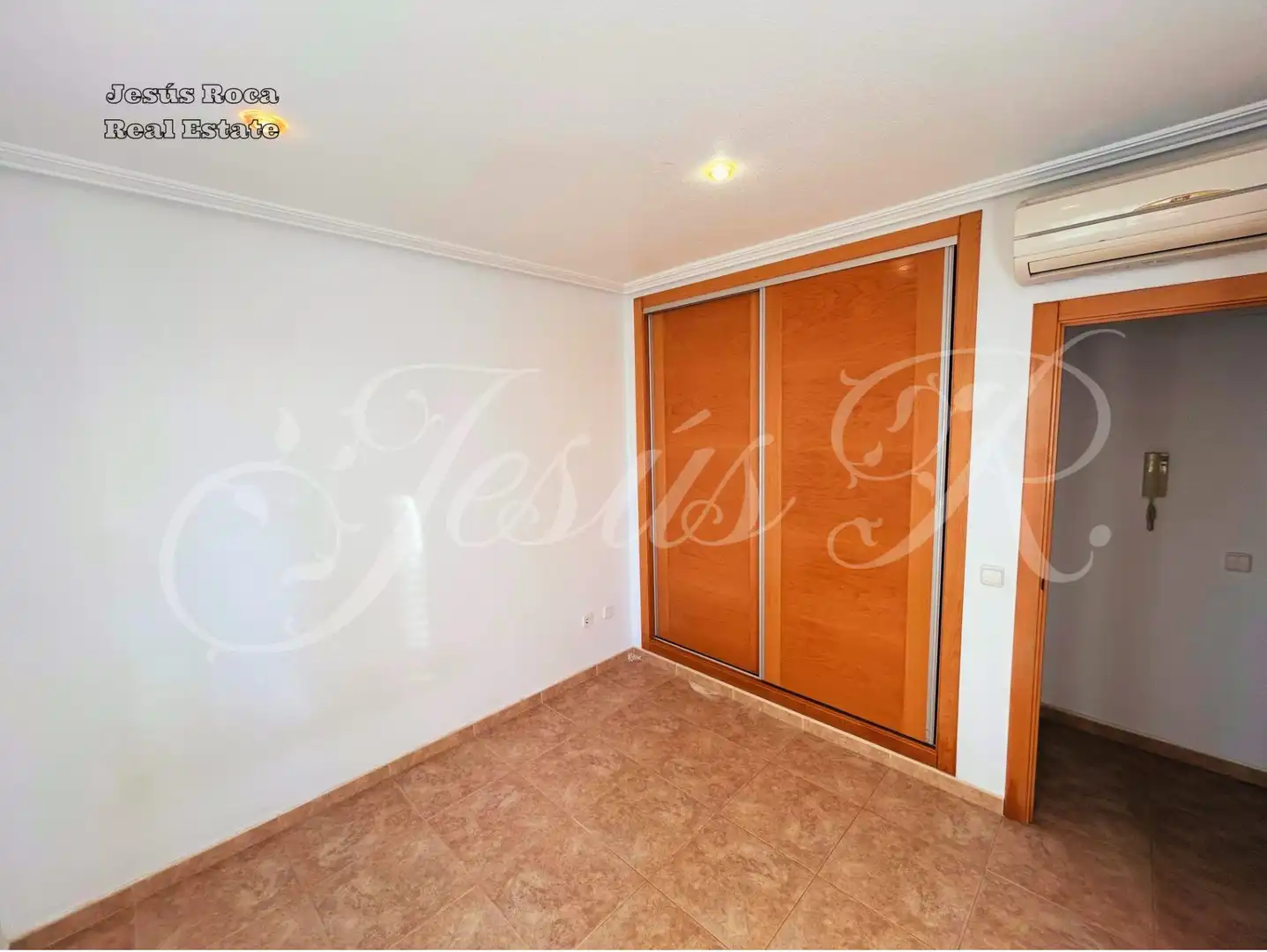 Adosado con jardín en venta en Calle PORCHES, imagen 14