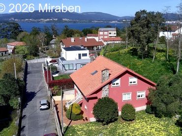 Detached house with garden for sale in ABANQUEIRO