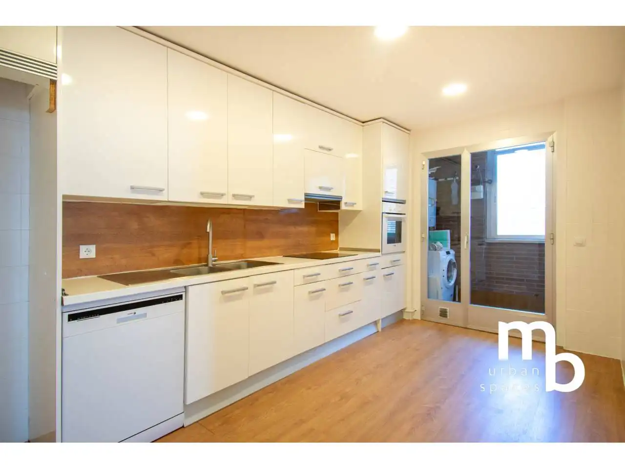 Cocina de Piso de alquiler en Madrid con Aire acondicionado, Calefacción y Parquet