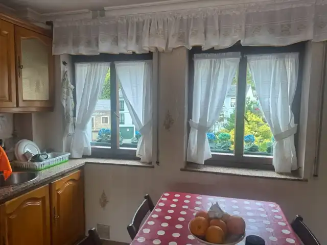 Cuina de Pis en venda en Vegadeo amb Calefacció, Parquet i Moblat
