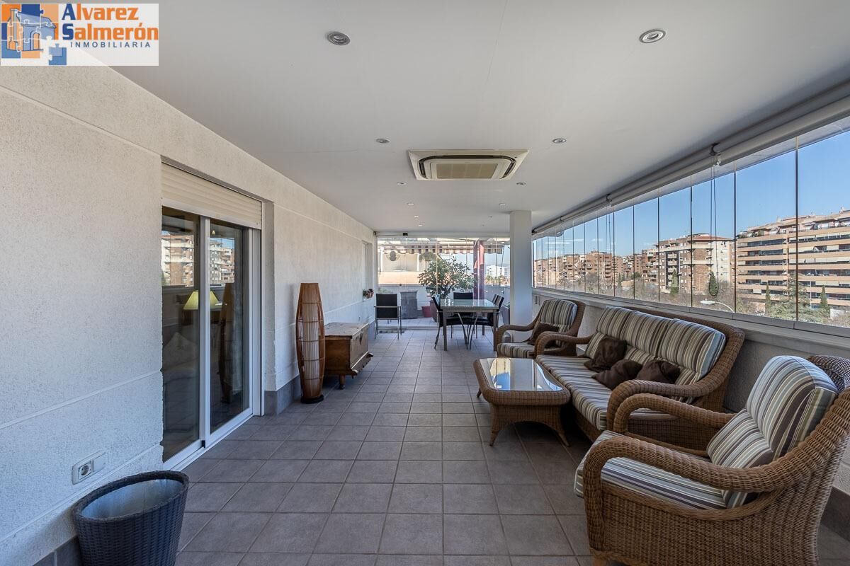 Duplex for sale in Calle GLORIA MAS, Avda. Federico Garcia Lorca - Nueva Estación Autobuses