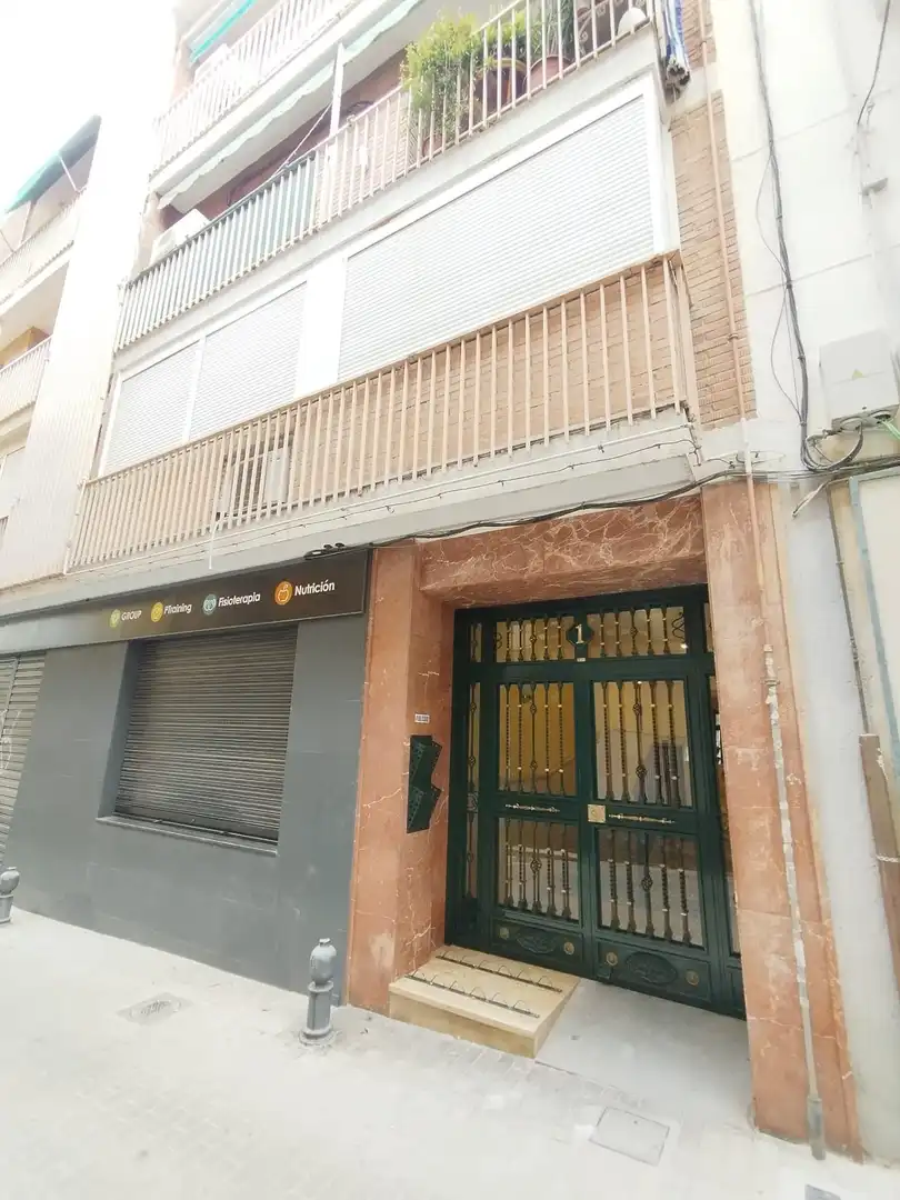 Flat for rent in Granada  with Air Conditioner, Heating and Furnished
