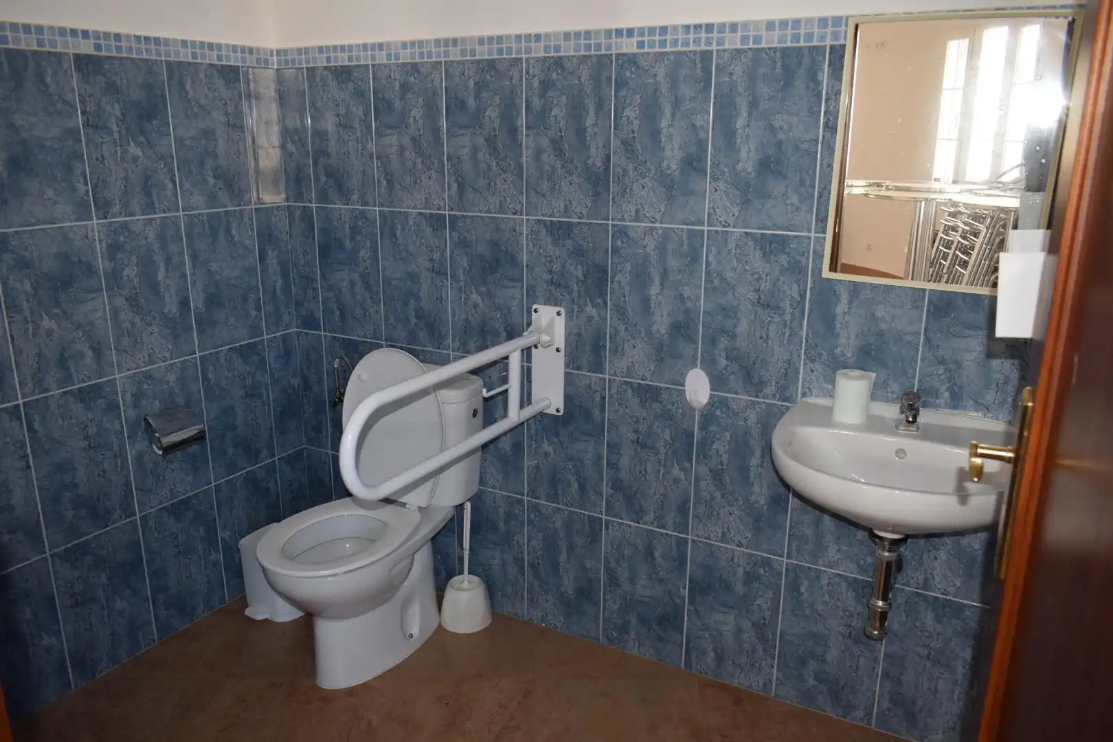 Local comercial en venta en San Bartolomé de la Torre, imagen 14