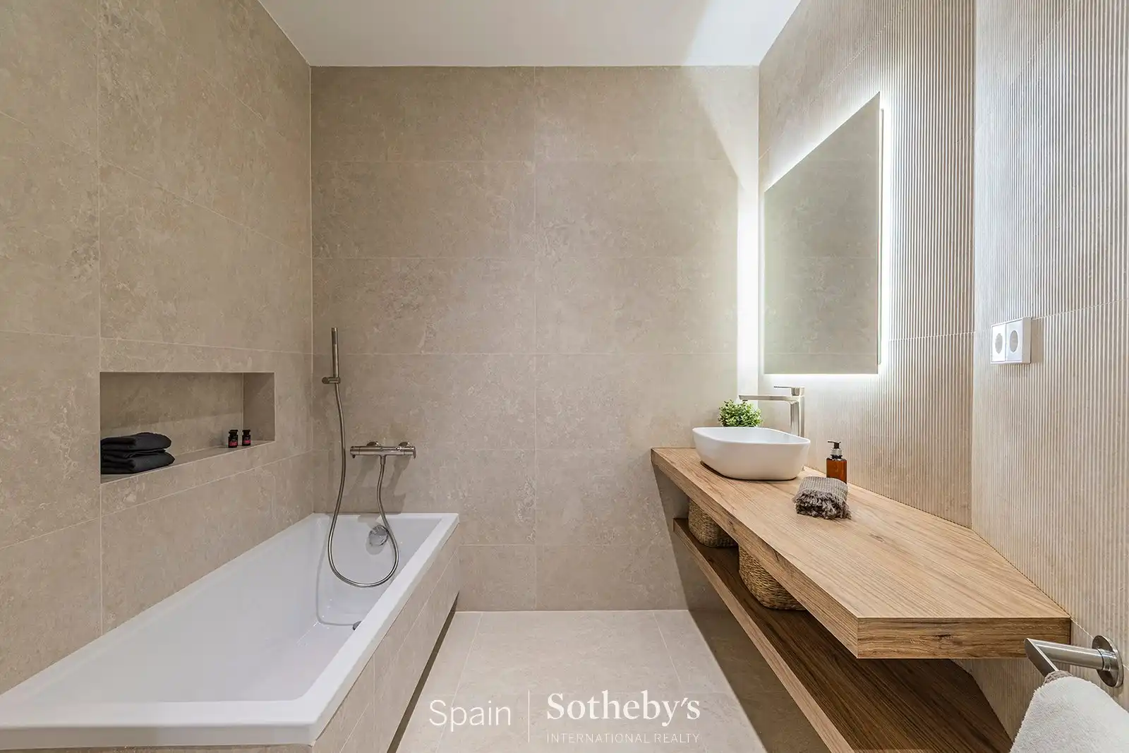 Apartment with lift for sale in Carrer de Muntaner 371, imagen 52