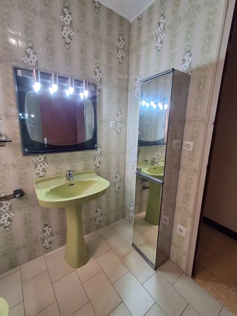 Baño de Casa o chalet en venta en Montbrió del Camp con Calefacción, Terraza y Horno
