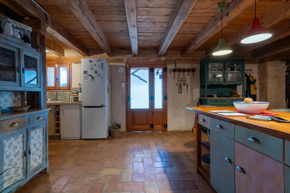 Cocina de Finca rústica en venta en Aldover con Jardín privado, Terraza y Amueblado