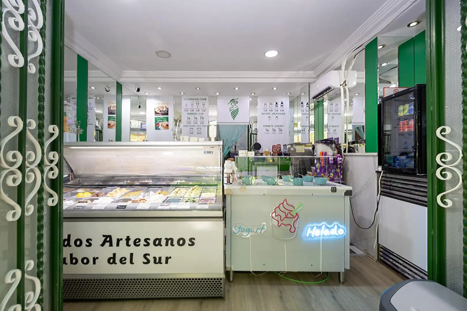 Business premises for transfer in Calle CARRERA DE LA VIRGEN 17, imagen 5