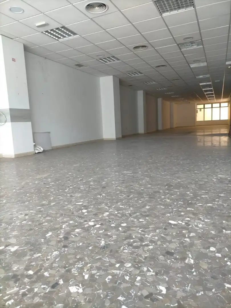 Local comercial de lloguer a Calle Diego Fernandez Herrera, imagen 9