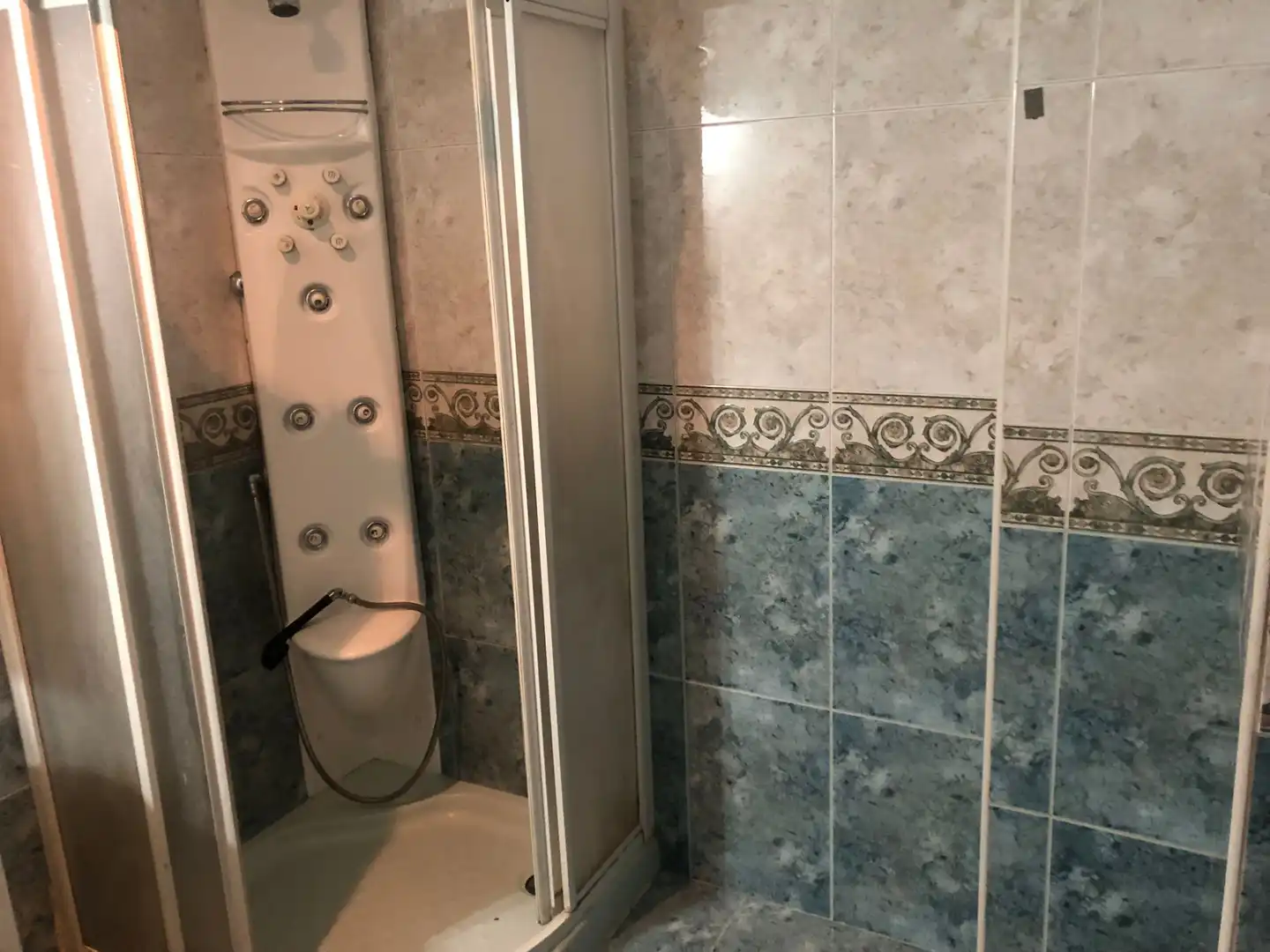 Badezimmer von Wohnung zum Verkauf in Venta de Baños mit Heizung, Parkett und Terrasse
