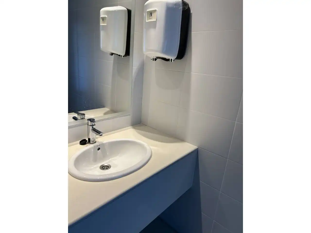 Baño de Oficina en venta en Barcelona con Aire acondicionado y Calefacción