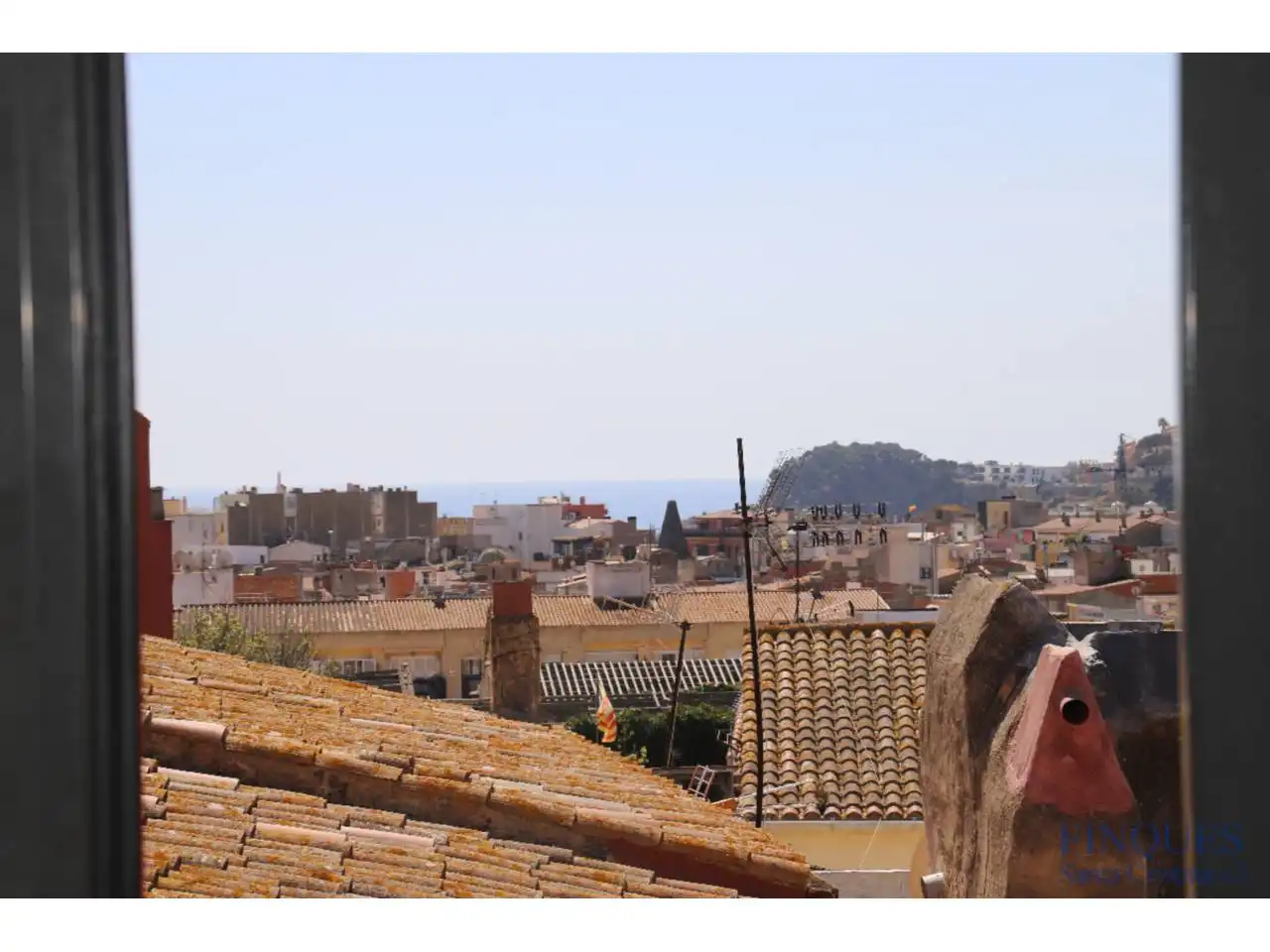 Vista exterior de Casa o chalet en venta en Sant Feliu de Guíxols con Aire acondicionado, Terraza y Alarma