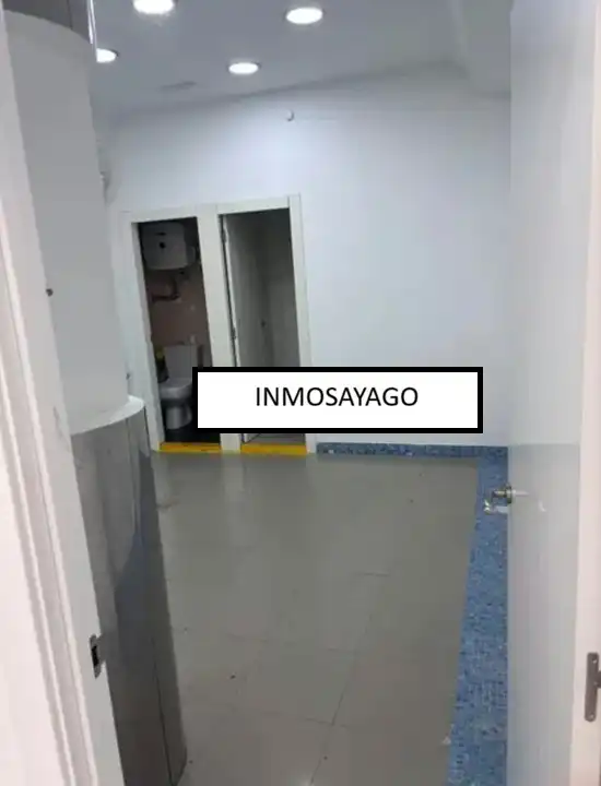 Commercial properties for rent in Calle Cervantes, Centro - Ayuntamiento