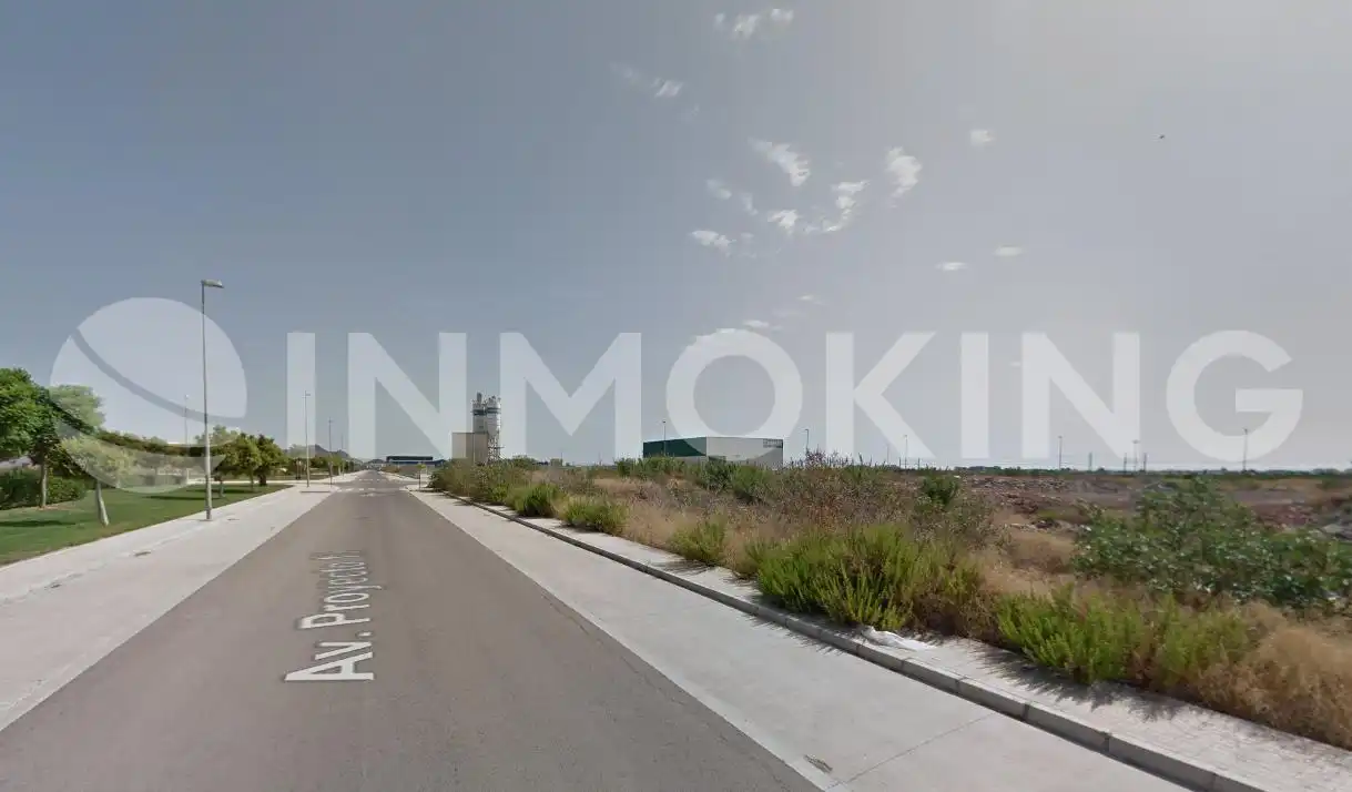 Terreny industrial en venda en Quartell