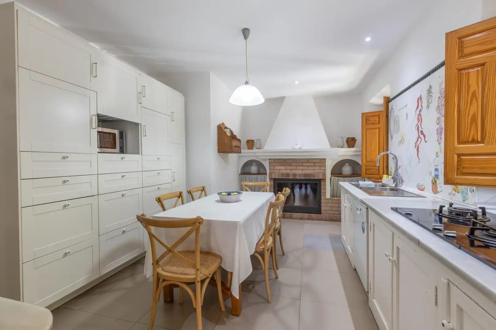 Cocina de Casa o chalet en venta en Las Gabias con Aire acondicionado, Calefacción y Jardín privado
