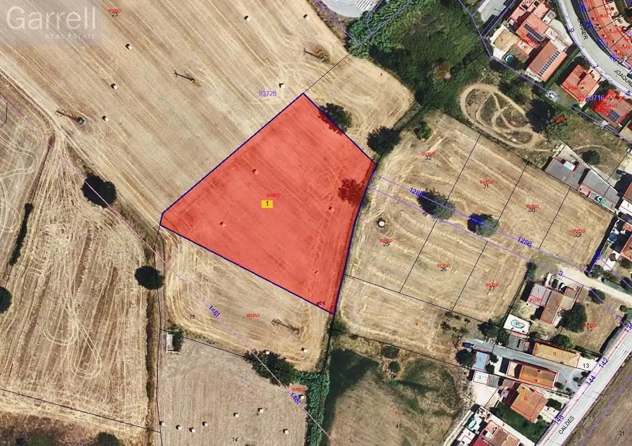 Terrenys i solars en venda a CL DEL GERMA AGUSTI 
 CASSA DE LA SELVA (GIRONA)