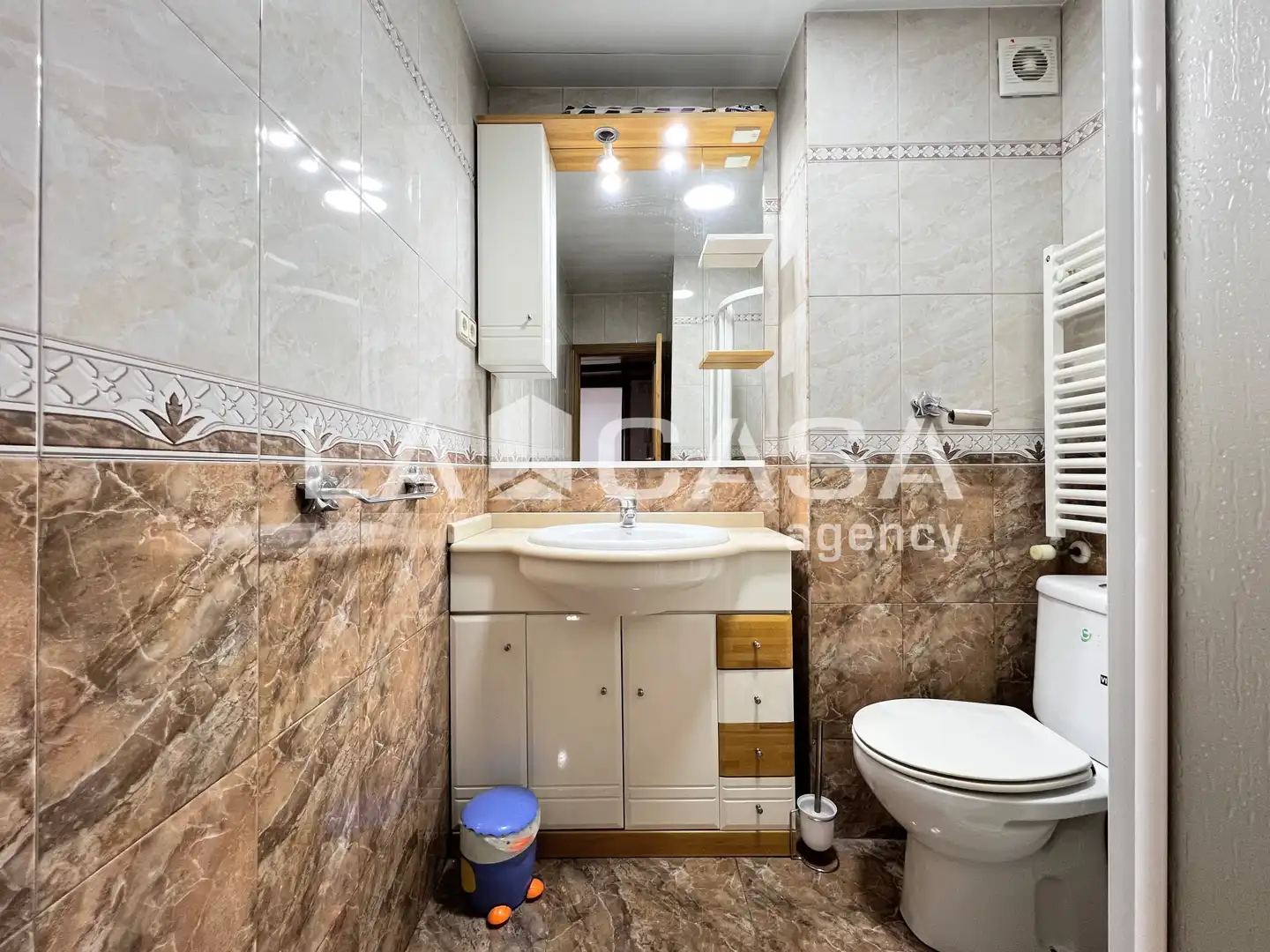 Baño de Piso en venta en Badalona con Calefacción