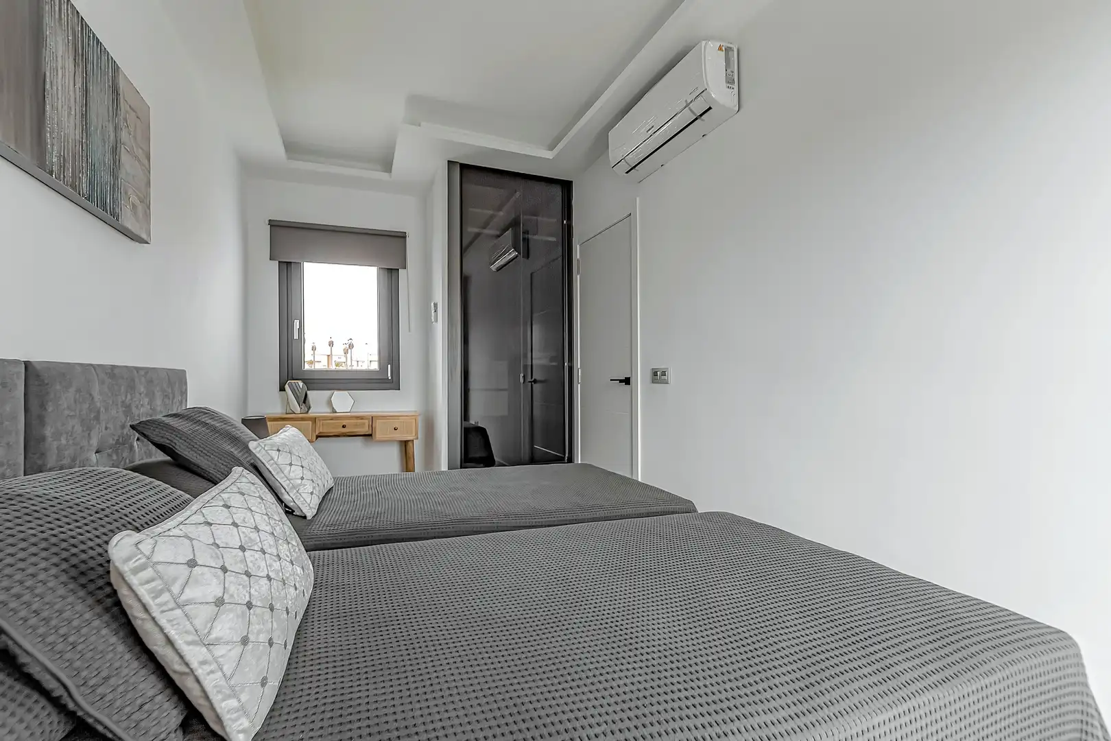 Habitación de Casa adosada en venta en San Miguel de Abona con Jardín privado, Terraza y Piscina