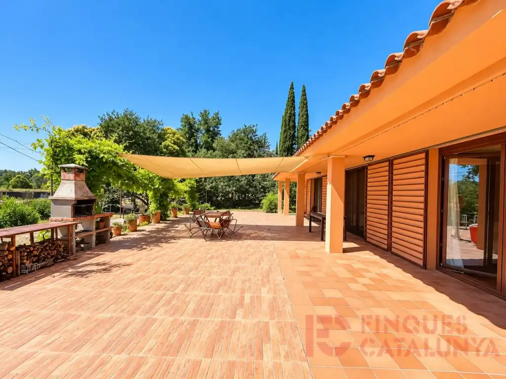 Houses for sale in Bescanó, Girona