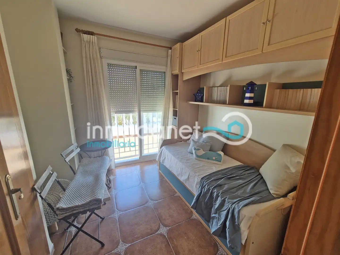 Dormitori de Casa adosada en venda en Oliva amb Jardí privat, Terrassa i Piscina