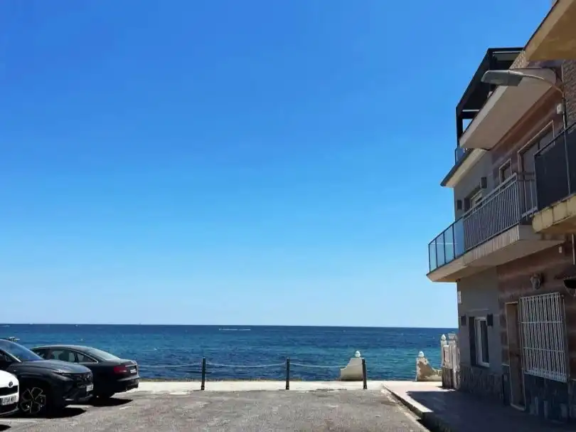 Vista exterior de Casa o xalet en venda en Playa del Acequión, Náufragos y Rocío del Mar