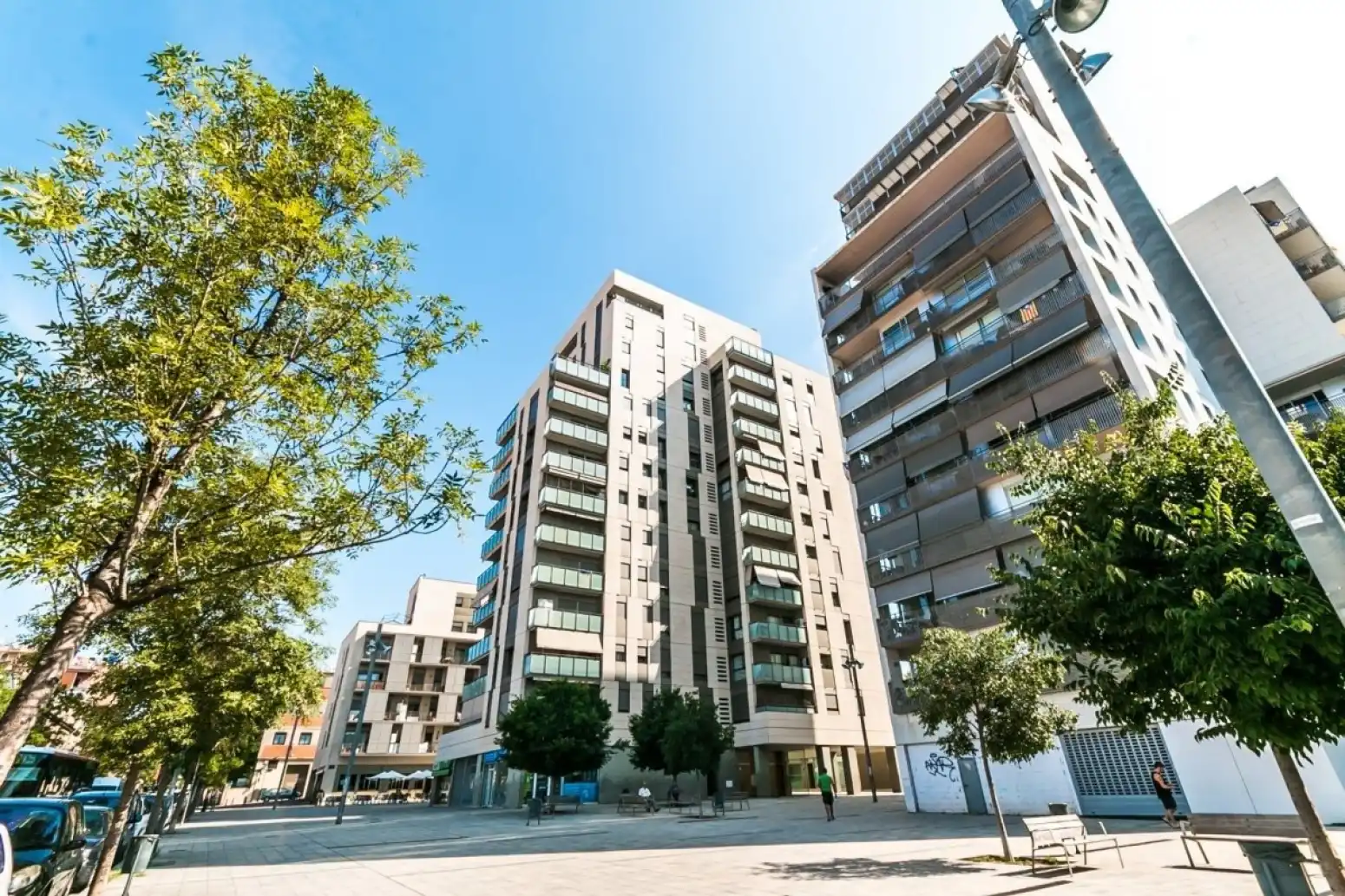 Außenansicht von Wohnung zum Verkauf in Terrassa mit Klimaanlage, Heizung und Parkett