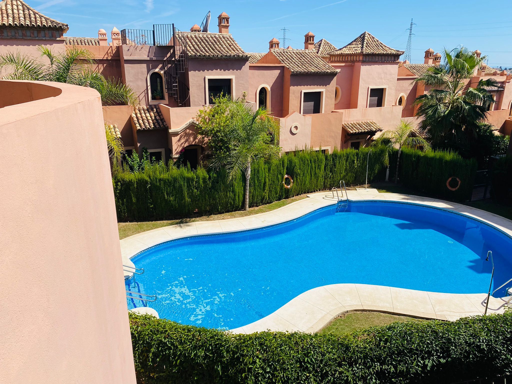 Jardí de Casa adosada de lloguer en Estepona amb Aire condicionat, Terrassa i Moblat