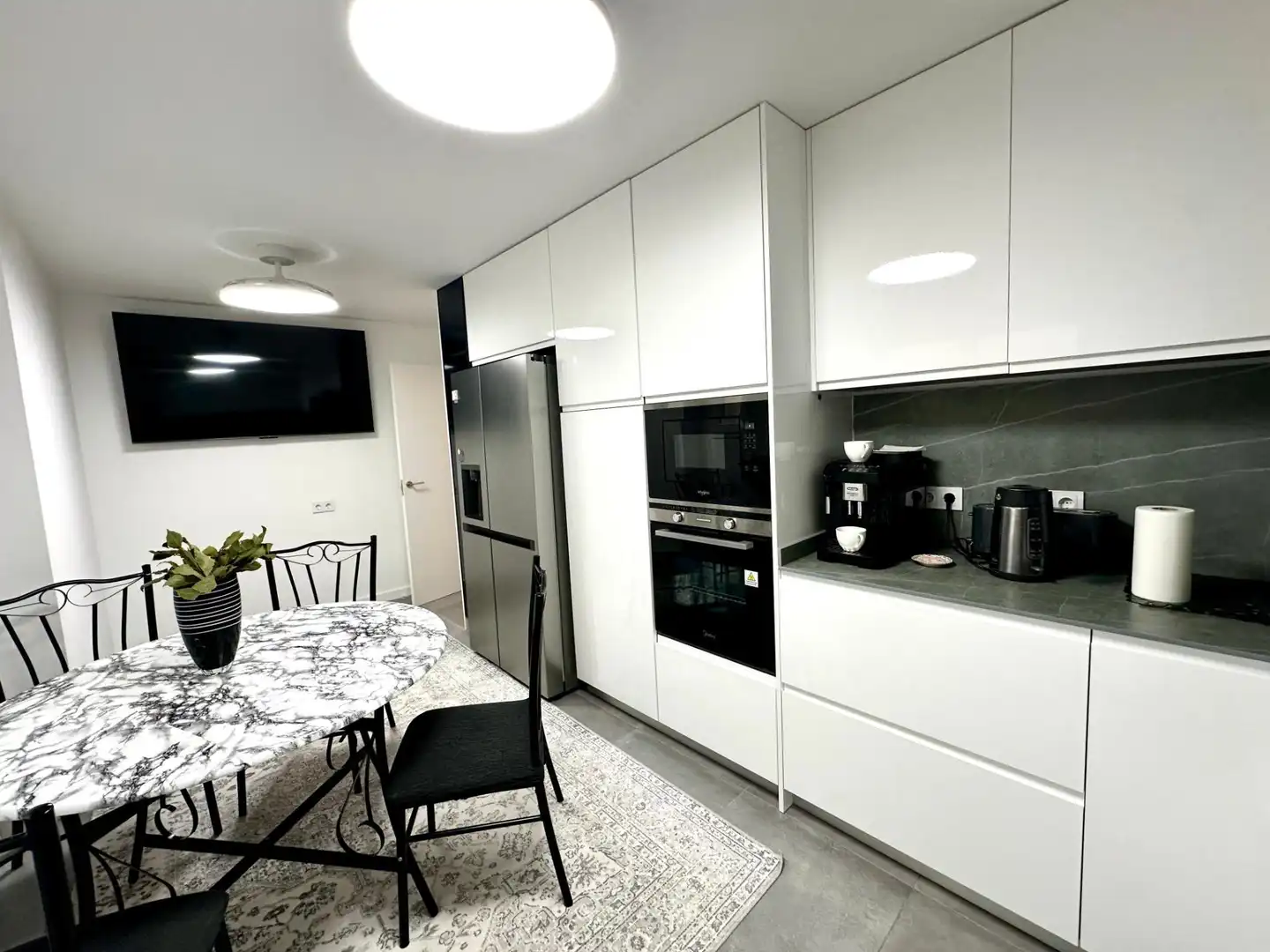 Cuina de Apartament en venda en Alicante / Alacant amb Aire condicionat, Calefacció i Terrassa