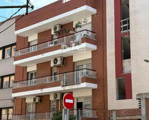 Exterior view of Flat to rent in L'Hospitalet de Llobregat  with Air Conditioner, Heating and Terrace