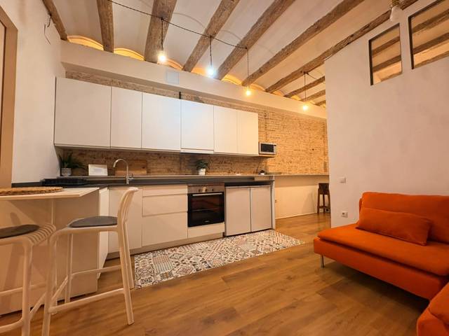 Piso en Venta en Calle TAULAT en El Poblenou