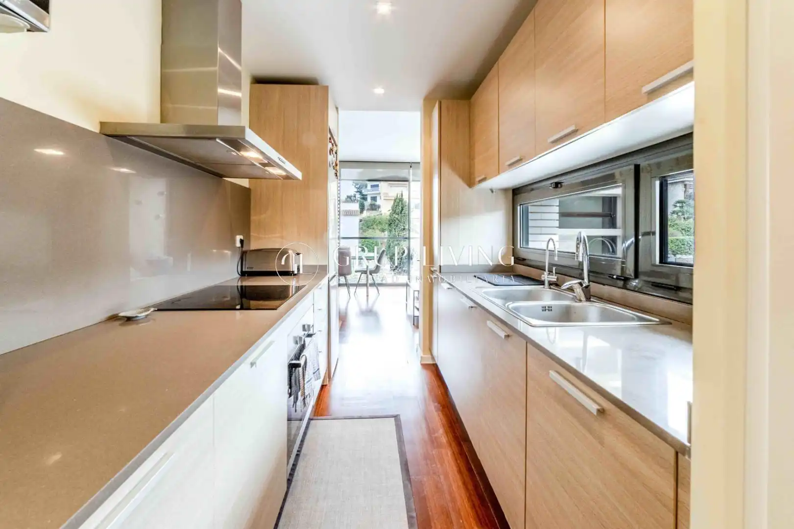 Kitchen of Flat for sale in Sitges  with Air Conditioner, Heating and Parquet flooring