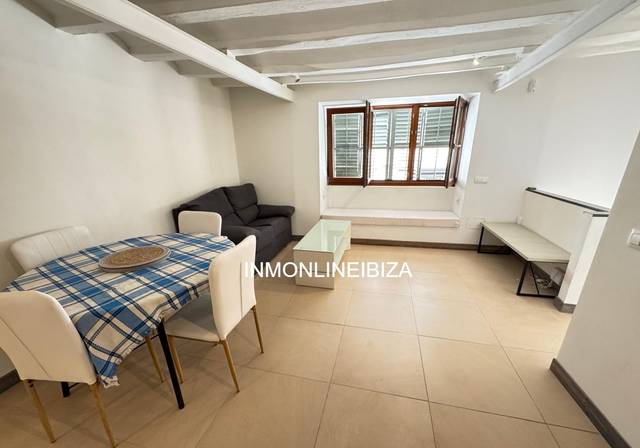 Piso en Venta en Carrer de Sant Elm en Dalt de la Vila - La Marina