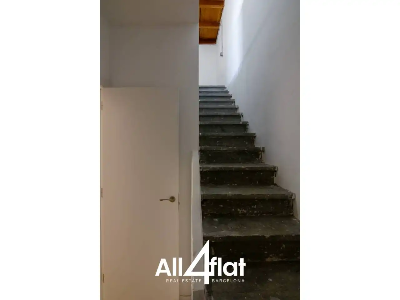 Maisonette zur Miete in Mataró mit Klimaanlage und Parkett