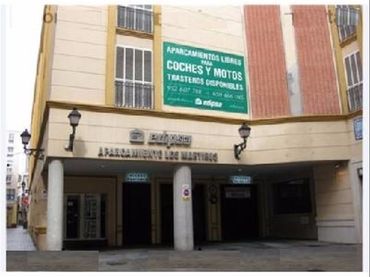 Individual to rent in Plaza de Jesús de la Pasión 2