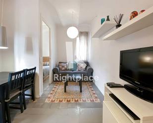 Sala d'estar de Apartament de lloguer en  Barcelona Capital amb Aire condicionat, Calefacció i Moblat