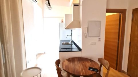 Foto 2 von Wohnung zur Miete in Ollerias, La Goleta - San Felipe Neri, Málaga Capital