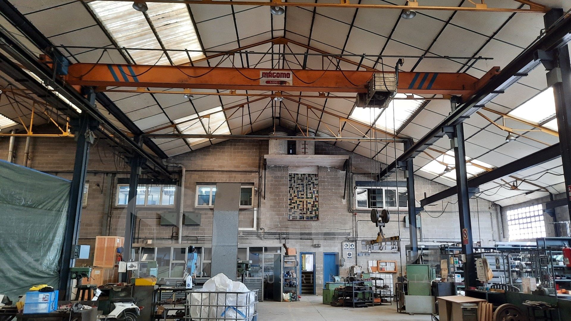 Nau industrial en venda en Polinyà