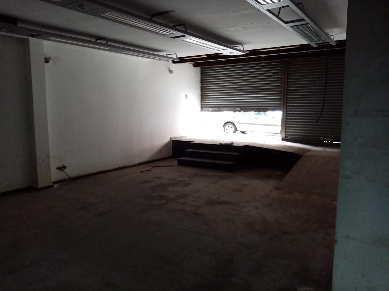 Local en venta en Montcada i Reixac con Terraza