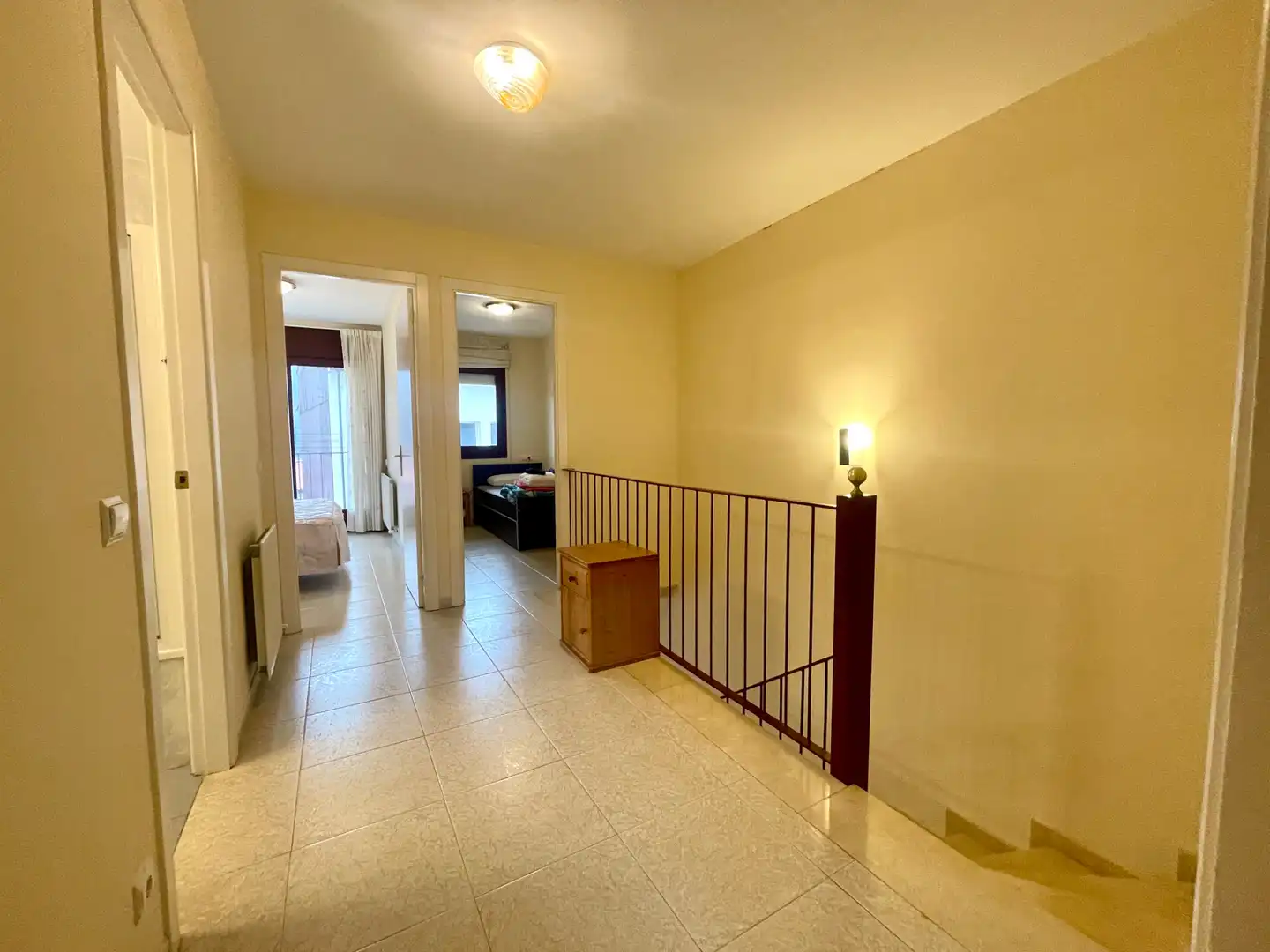 Casa adosada en venta en Sant Joan de les Abadesses con Calefacción, Jardín privado y Trastero