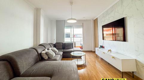 Foto 3 de Piso en venta en Granada, El Parador de las Hortichuelas, Roquetas de Mar