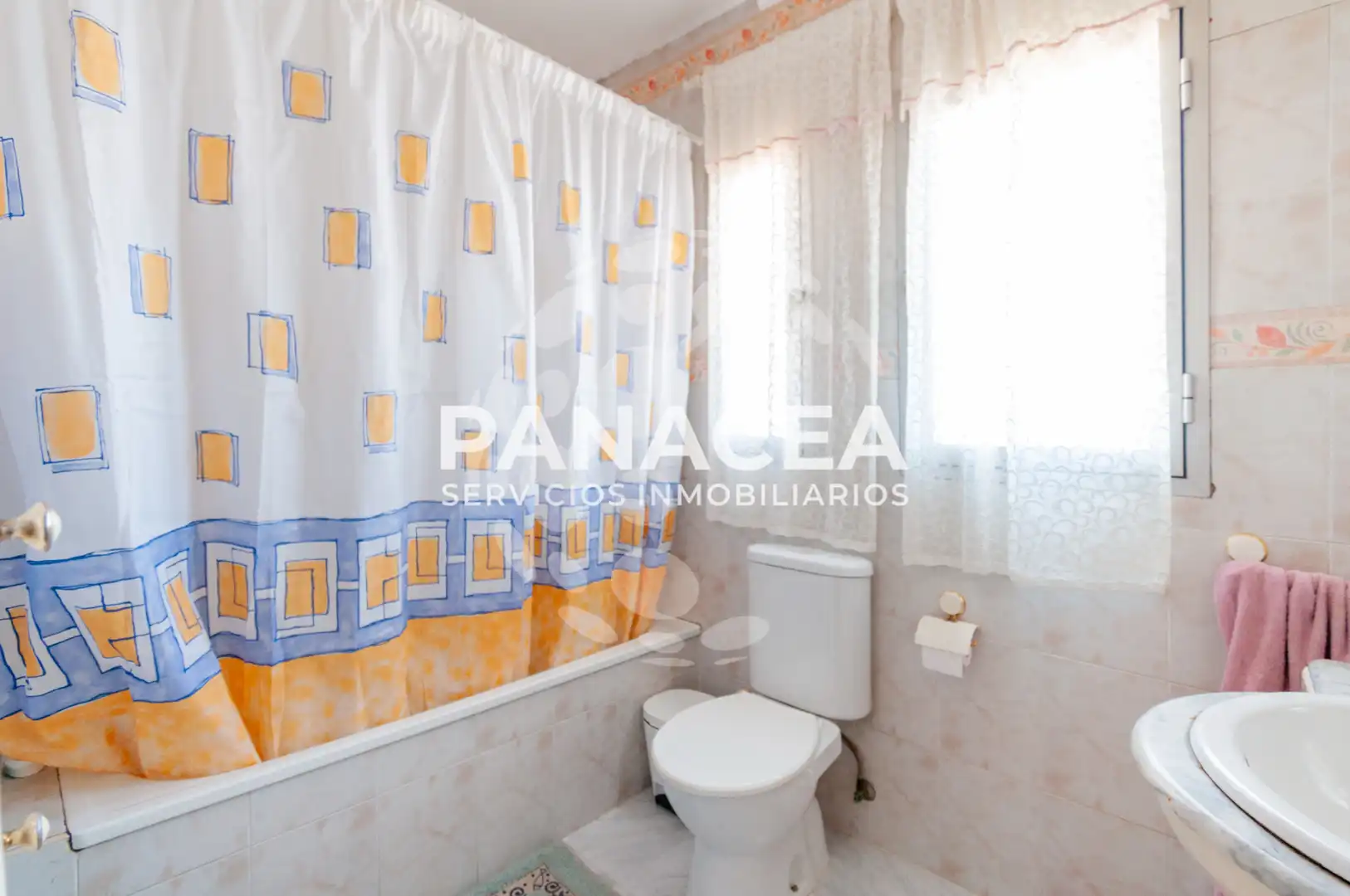 Bathroom of Duplexes for sale in Roquetas de Mar  with Terrace, Furnished and Oven