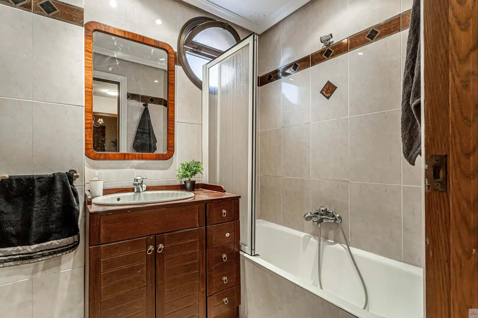 Bathroom of Flat for sale in Majadahonda  with Heating, Terrace and Storage room