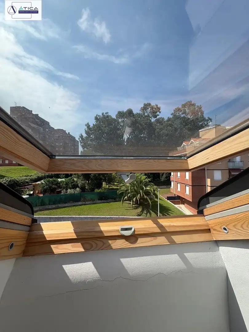 Terrassa de Casa adosada en venda en Castro-Urdiales amb Aire condicionat, Calefacció i Jardí privat