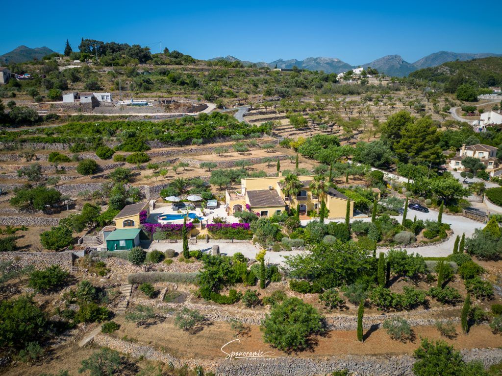Vista exterior de Casa o xalet en venda en Llíber amb Jardí privat