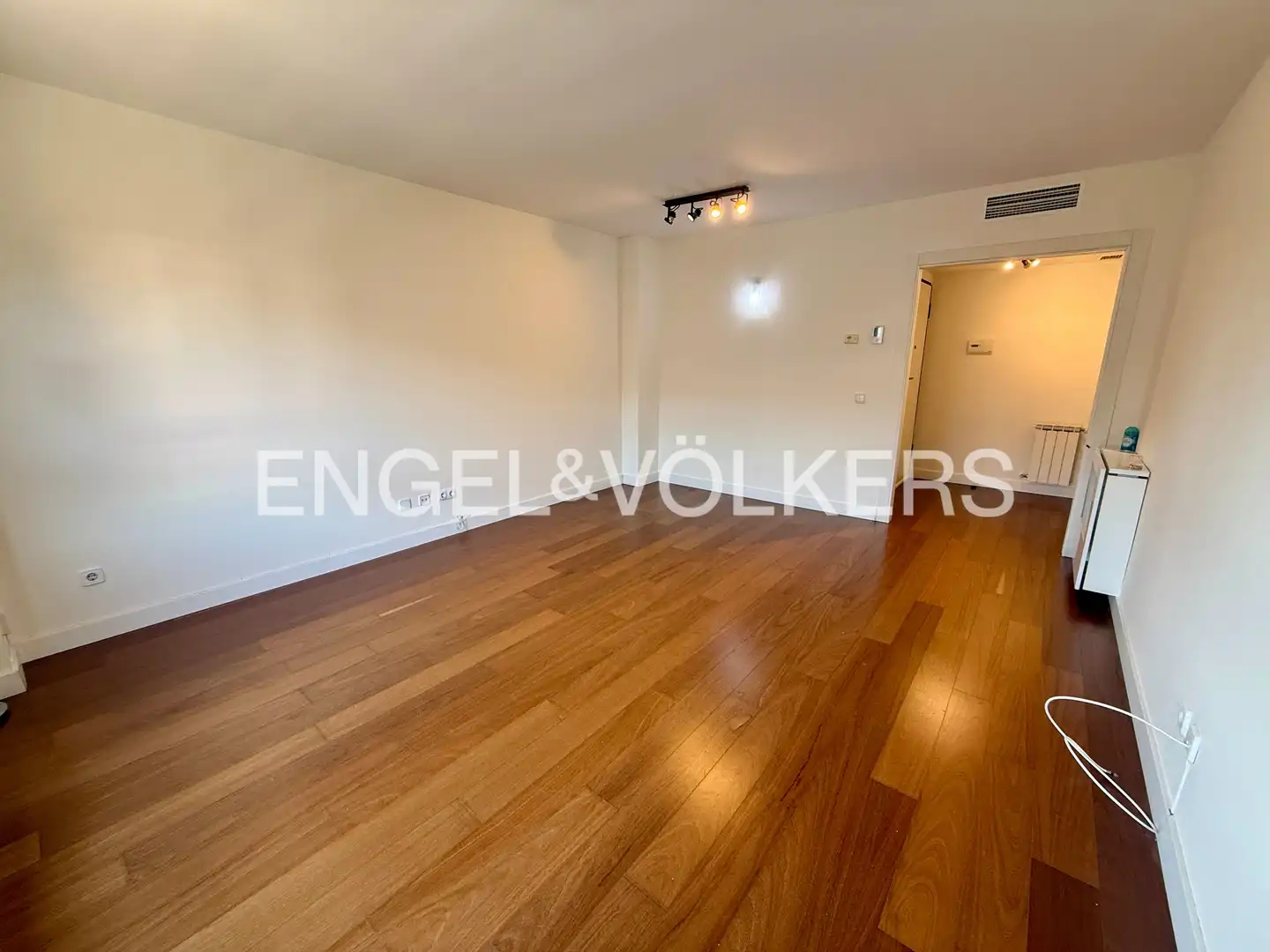 Sala de estar de Piso de alquiler en Madrid con Aire acondicionado, Calefacción y Piscina